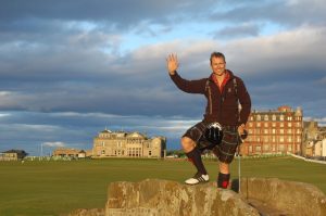 Phil Keoghan — The Magic of Bucket Lists and Amazing Races (#242)